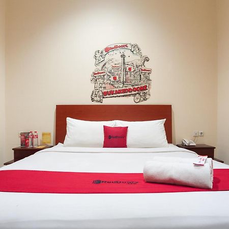 Reddoorz Plus Near Plaza Blok M Jakarta Exteriér fotografie