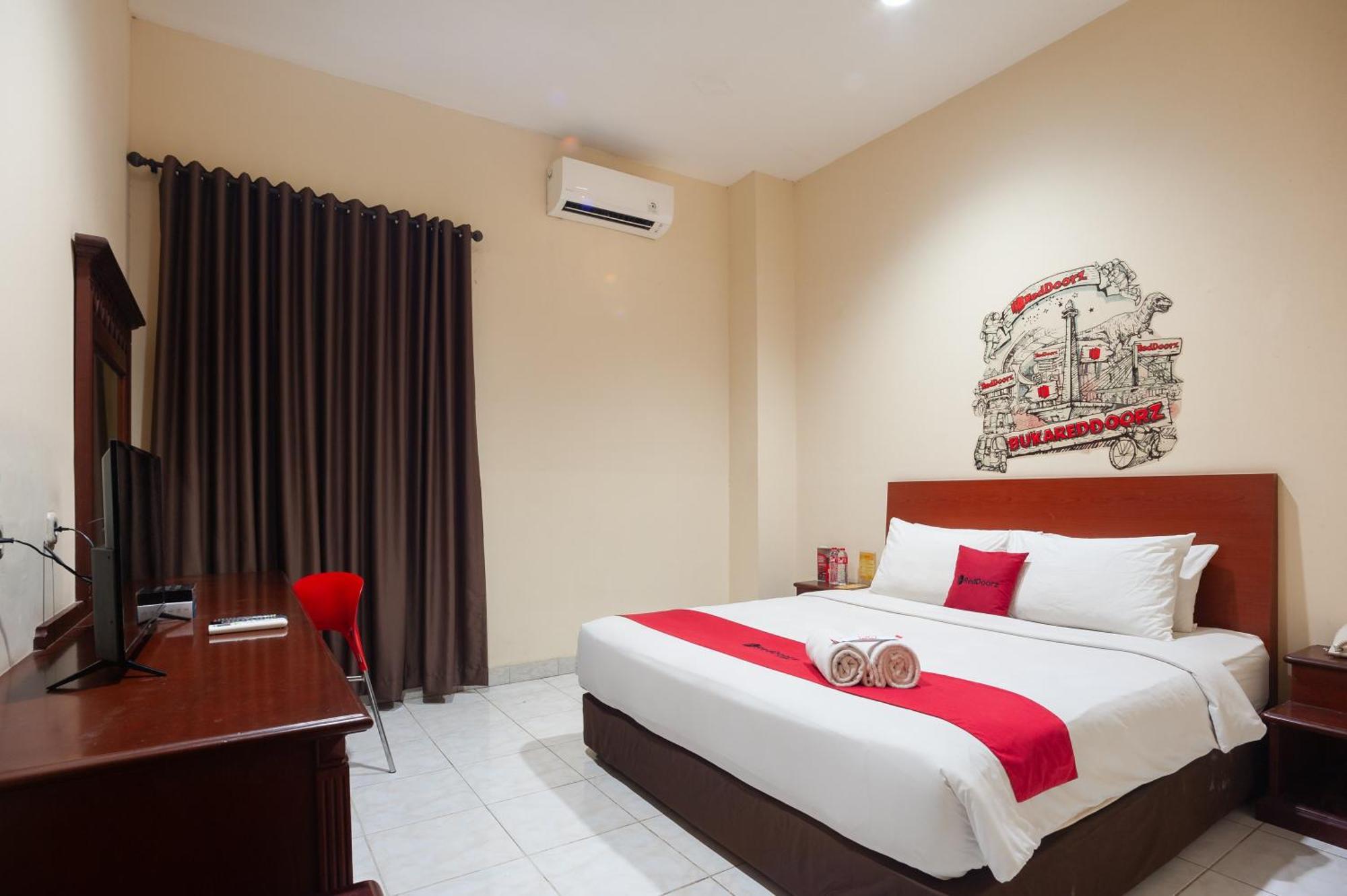 Reddoorz Plus Near Plaza Blok M Jakarta Exteriér fotografie