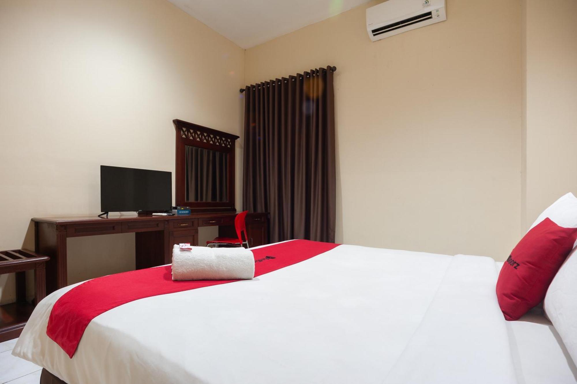 Reddoorz Plus Near Plaza Blok M Jakarta Exteriér fotografie